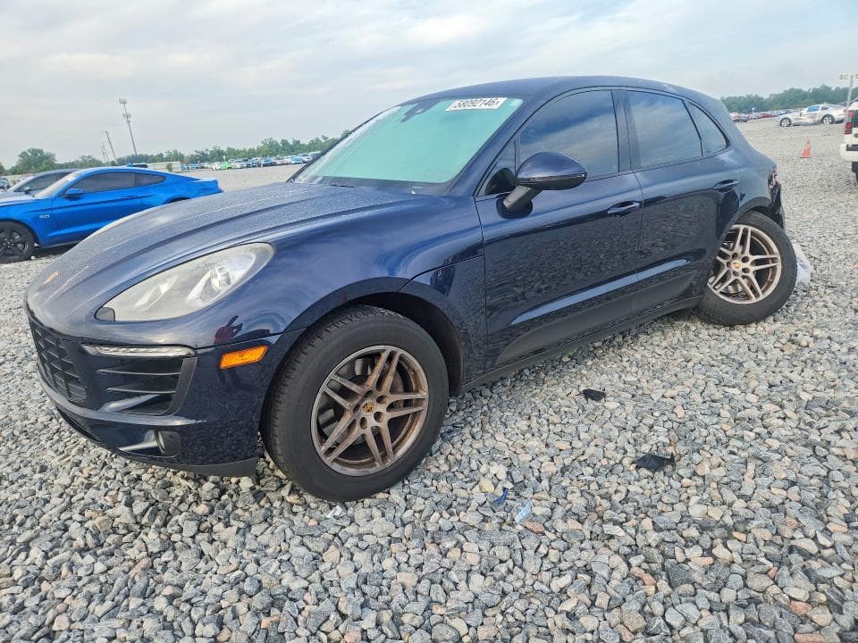 2017 PORSCHE MACAN - 1
