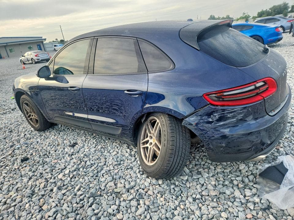 2017 PORSCHE MACAN 2