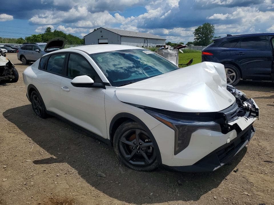 2025 KIA K4 LXS 4