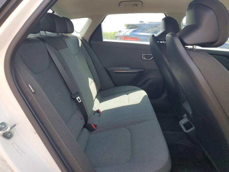 2025 KIA K4 LXS 10