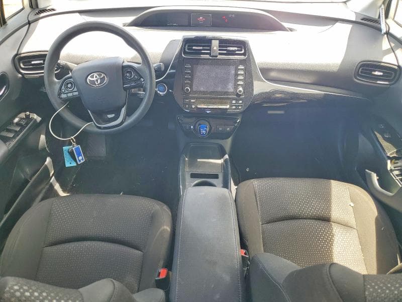 2020 TOYOTA PRIUS LE 8