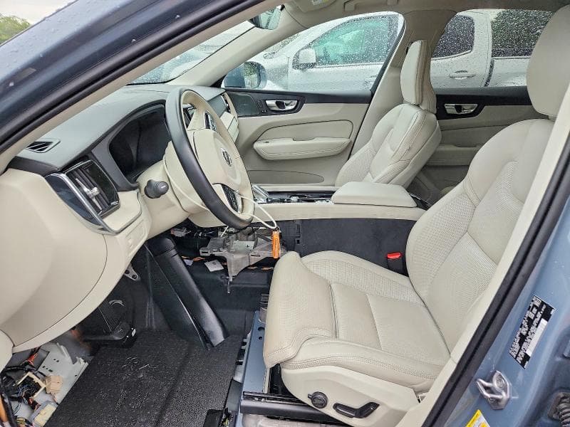 2022 VOLVO XC60 B5 INSCRIPTION 7