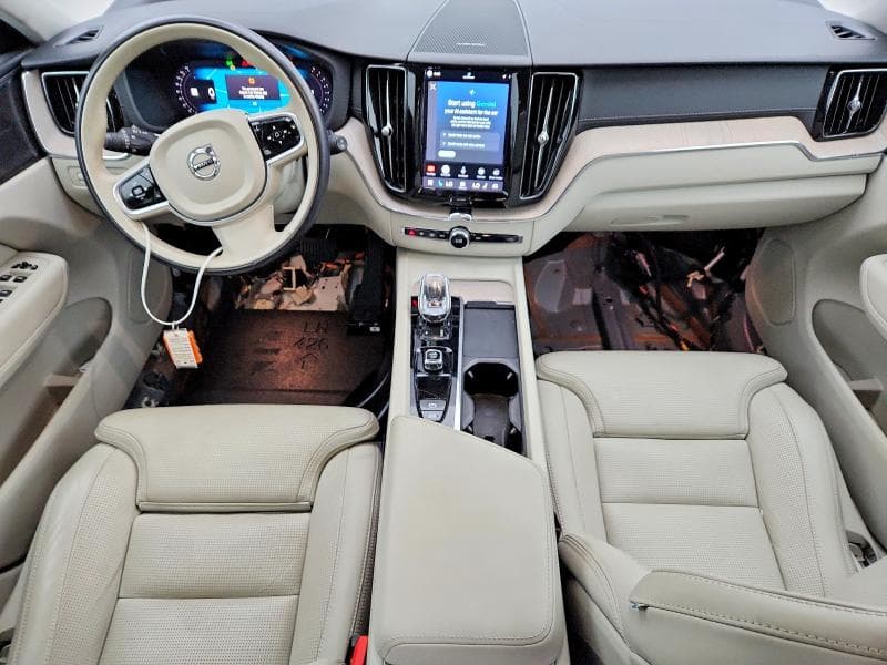 2022 VOLVO XC60 B5 INSCRIPTION 8