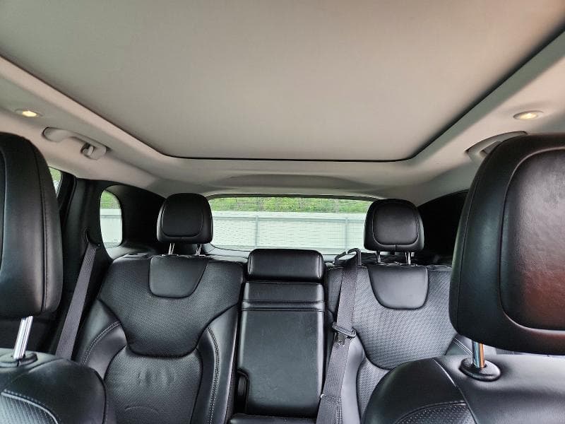 2019 JEEP CHEROKEE LIMITED 10
