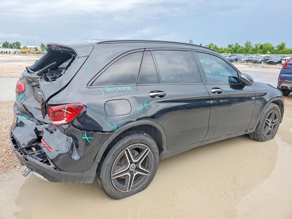 2022 MERCEDES-BENZ GLC 300 3