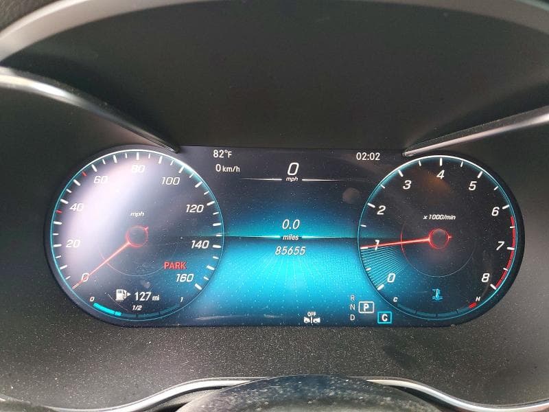 2022 MERCEDES-BENZ GLC 300 9