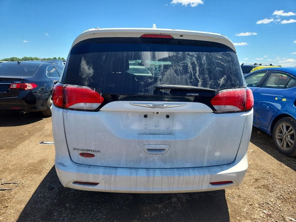 2017 CHRYSLER PACIFICA TOURING 6