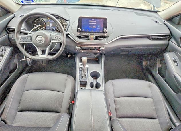 2022 NISSAN ALTIMA SV SV 8