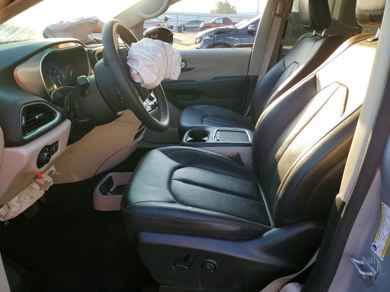2024 CHRYSLER PACIFICA TOURING L 7
