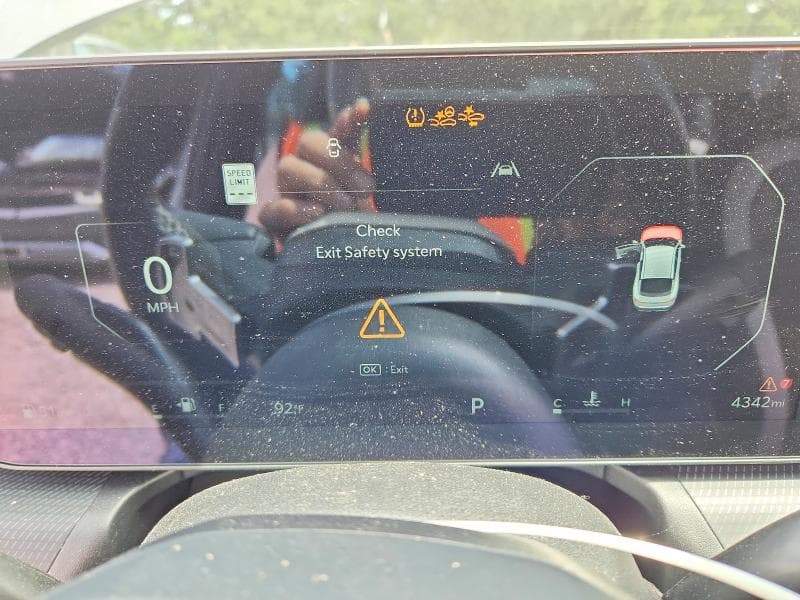 2025 KIA K4 GT-LINE TURBO 9