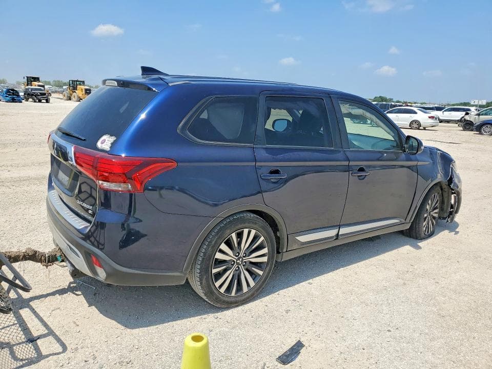 2019 MITSUBISHI OUTLANDER SE 3