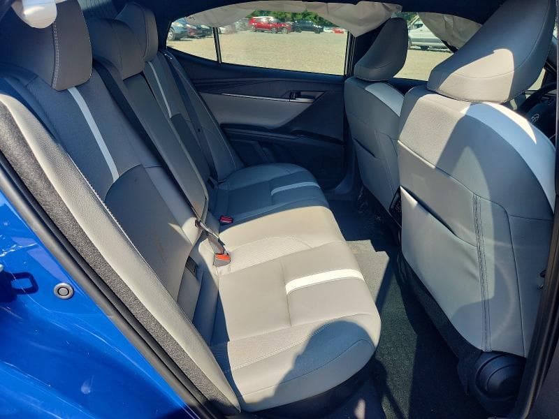 2025 TOYOTA CAMRY SE 10