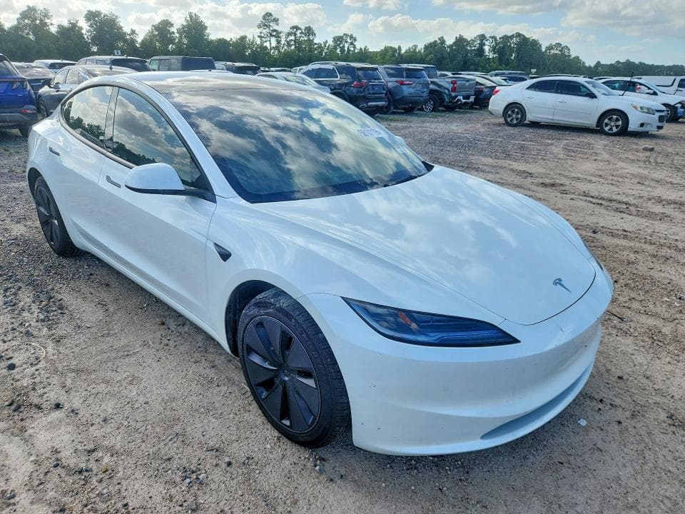 2025 TESLA MODEL 3 4