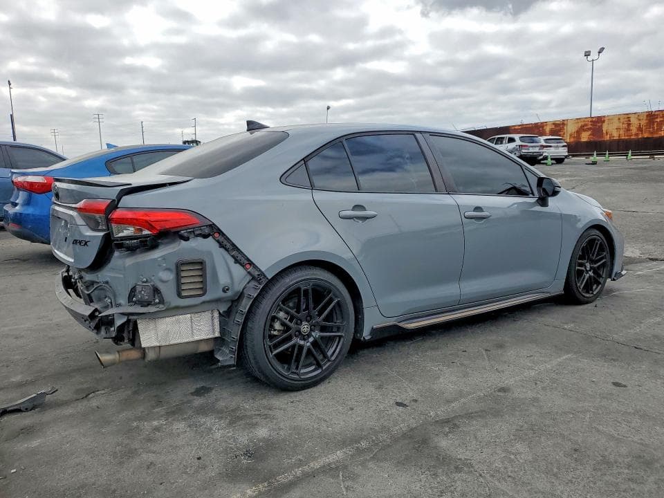 2022 TOYOTA COROLLA XSE 3