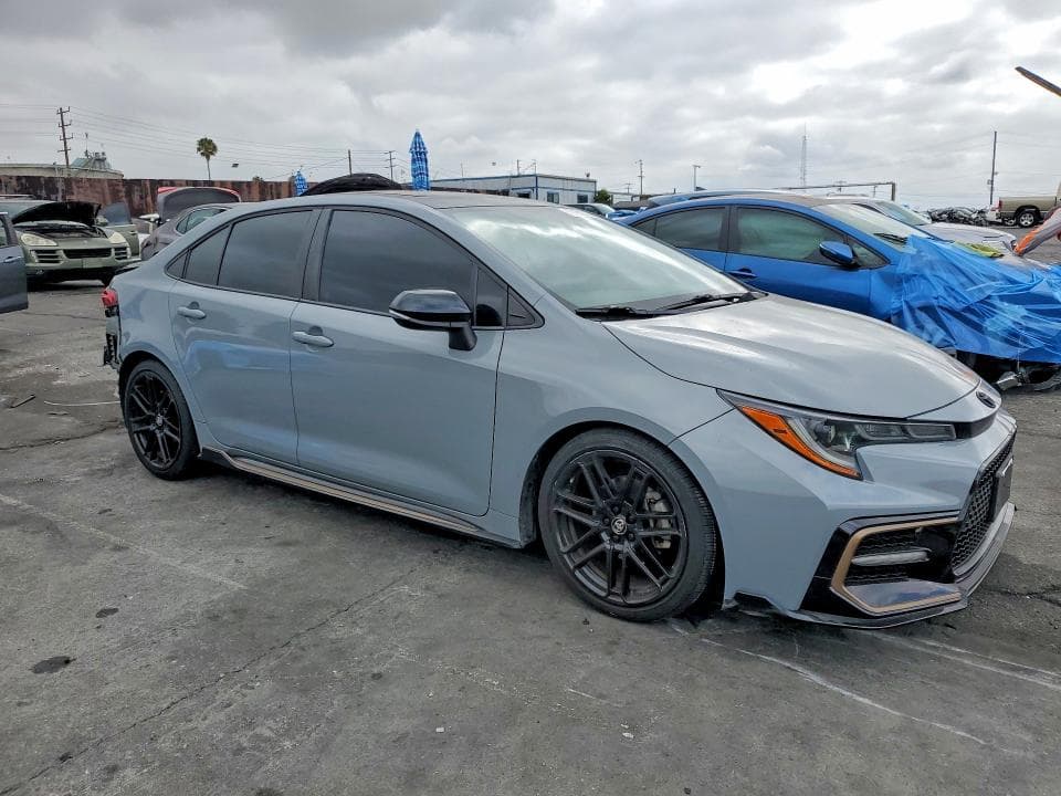 2022 TOYOTA COROLLA XSE 4