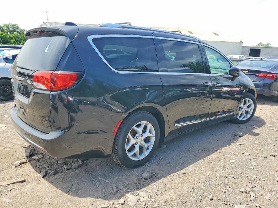 2017 CHRYSLER PACIFICA TOURING L PLUS TOURING L PLUS 4