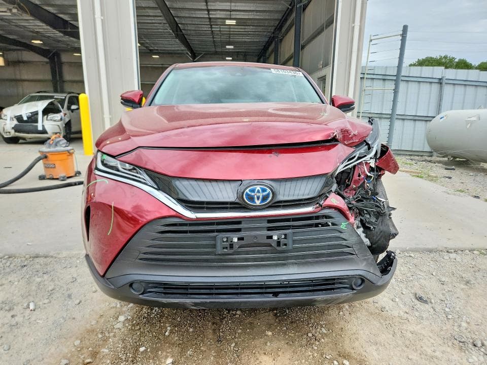 2023 TOYOTA VENZA LE 5