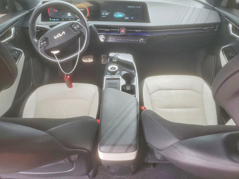 2022 KIA EV6 GT LINE 8
