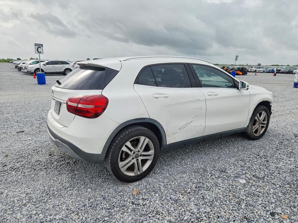 2019 MERCEDES-BENZ GLA 250 250 3