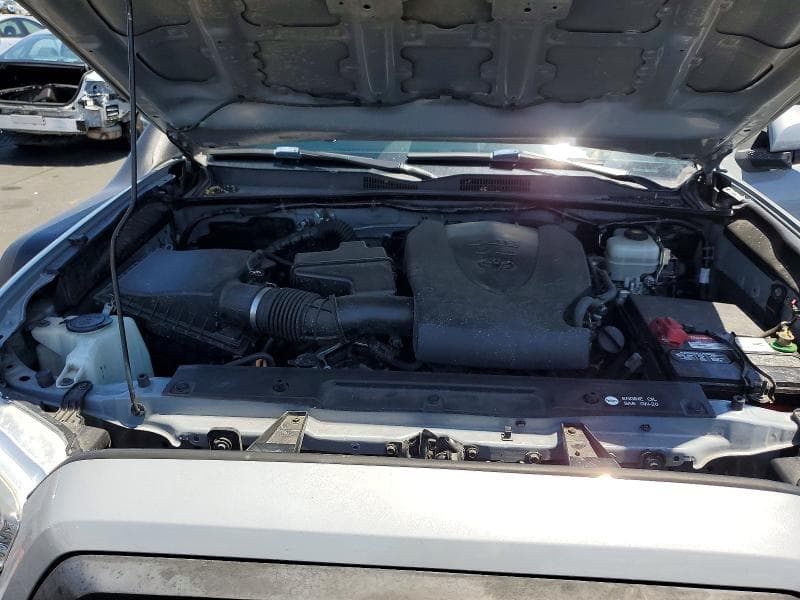 2019 TOYOTA TACOMA 11