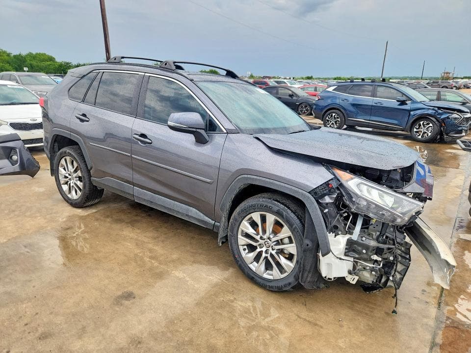 2021 TOYOTA RAV4 XLE PREMIUM 4