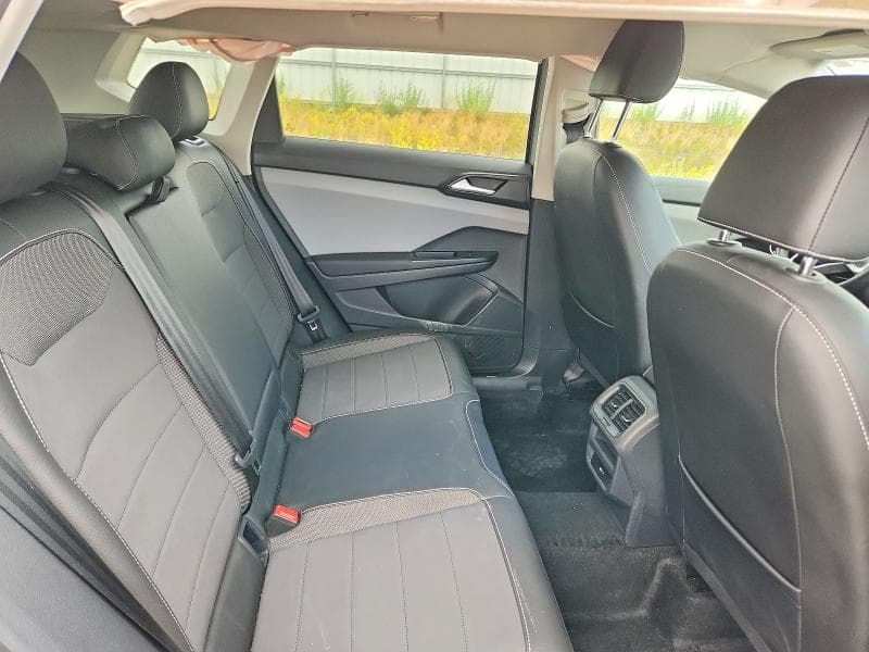 2023 VOLKSWAGEN TAOS SE SE 11