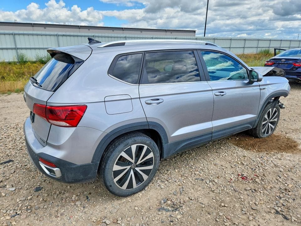 2023 VOLKSWAGEN TAOS SE SE 3
