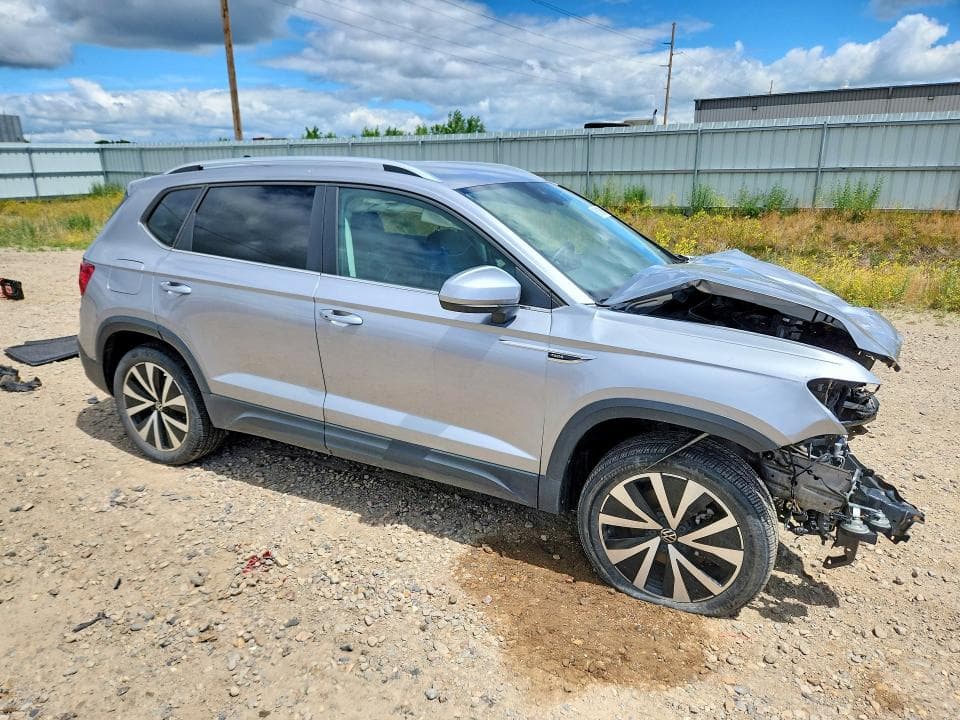 2023 VOLKSWAGEN TAOS SE SE 4