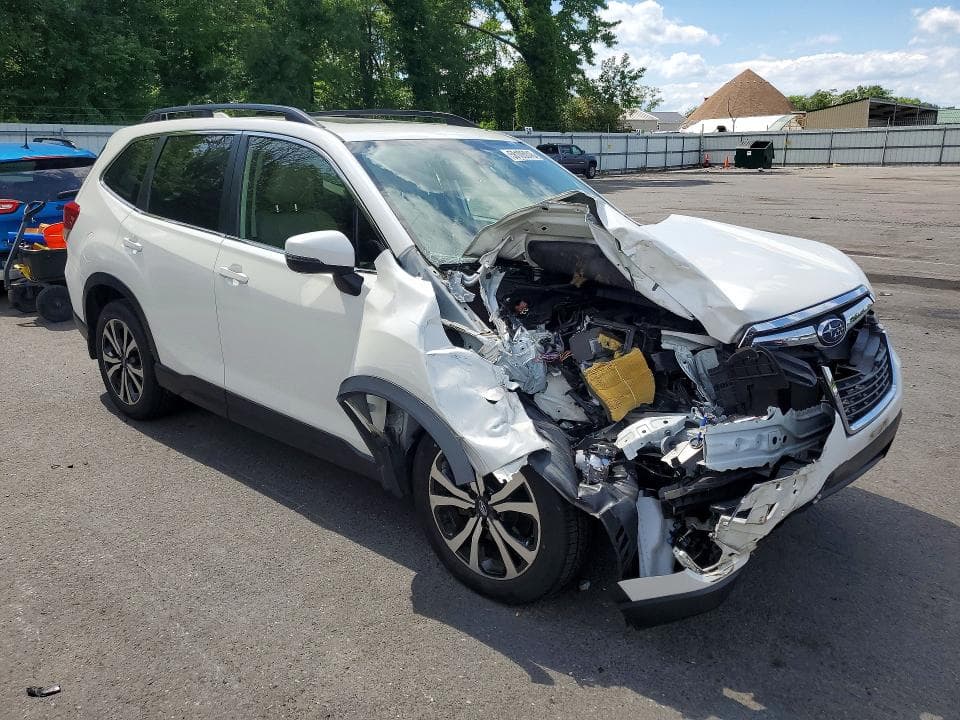 2021 SUBARU FORESTER LIMITED 4