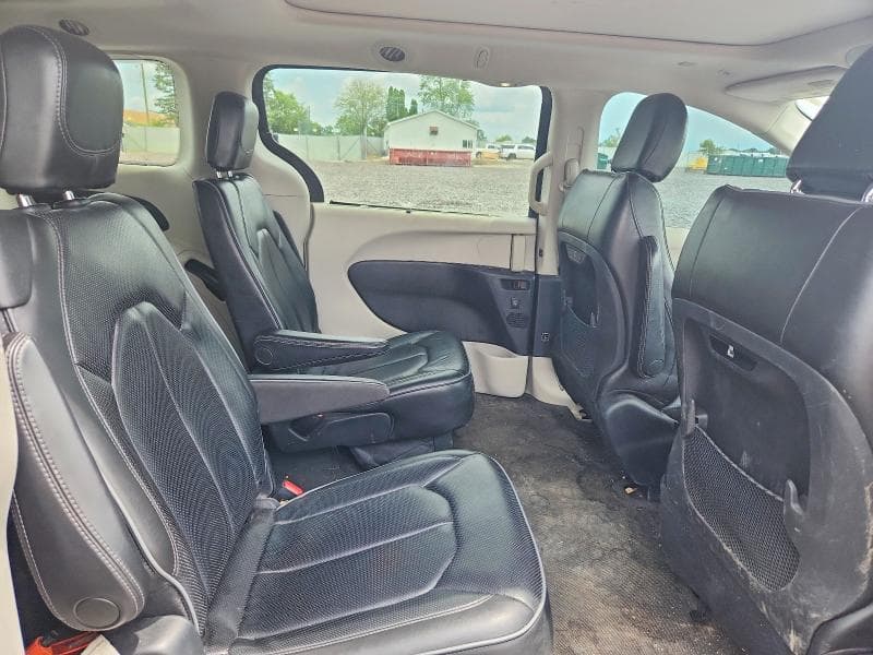 2019 CHRYSLER PACIFICA LIMITED LIMITED 11