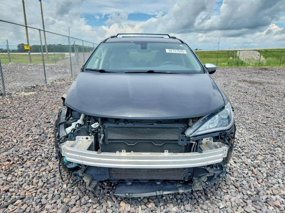2019 CHRYSLER PACIFICA LIMITED LIMITED 5