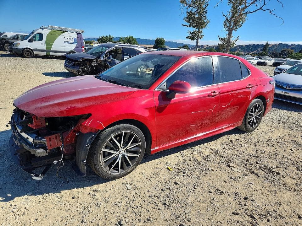 2021 TOYOTA CAMRY SE - 1