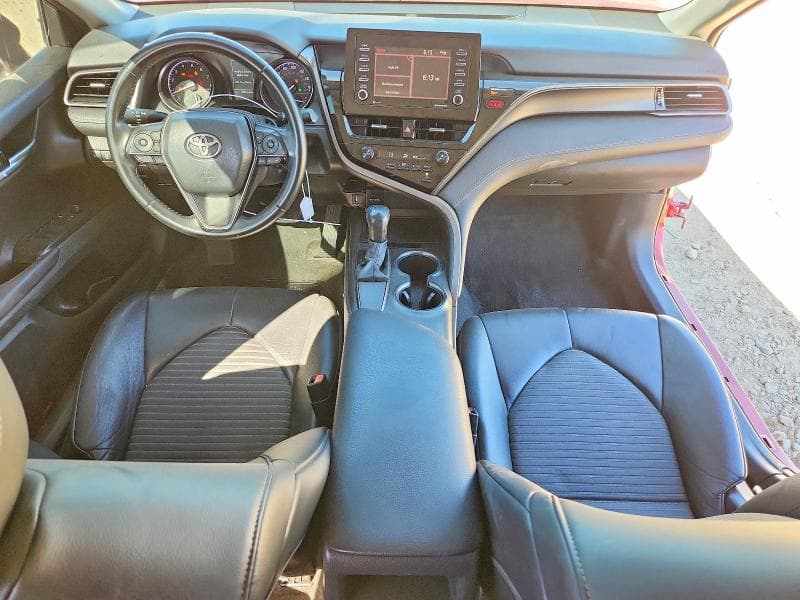 2021 TOYOTA CAMRY SE 8