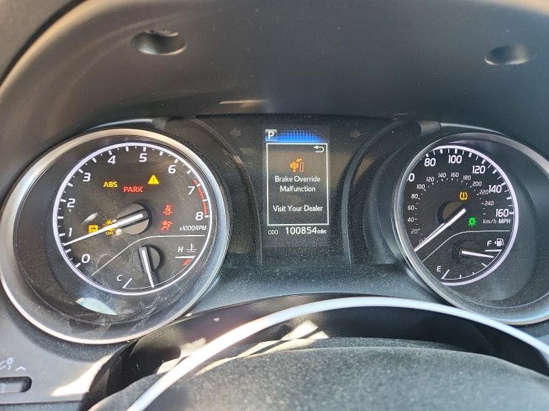 2021 TOYOTA CAMRY SE 9