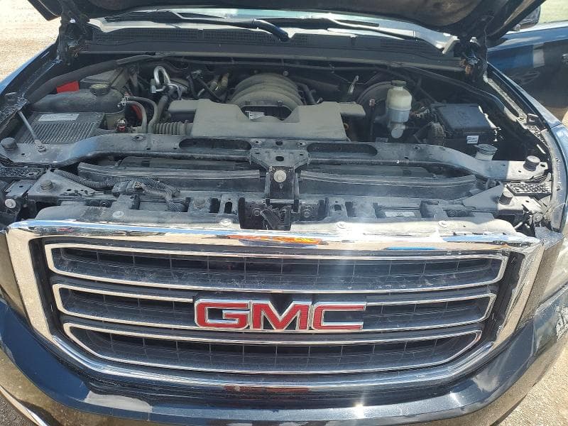 2020 GMC YUKON SLT 12