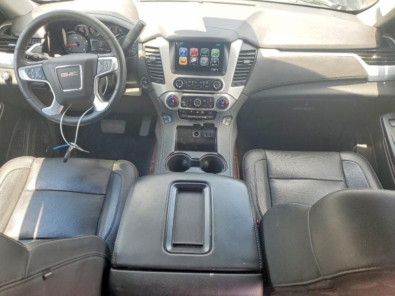 2020 GMC YUKON SLT 8