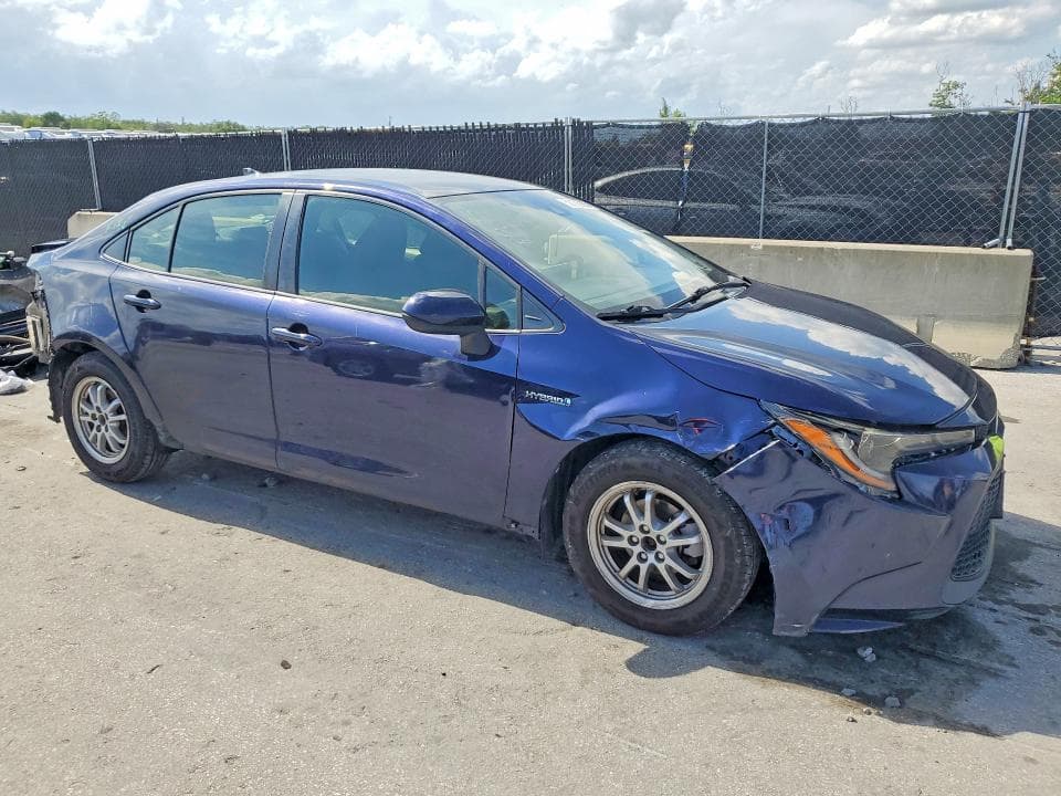 2020 TOYOTA COROLLA LE 4