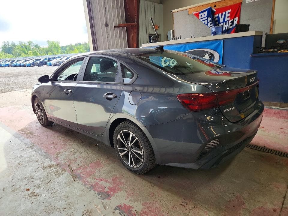 2023 KIA FORTE LXS 2