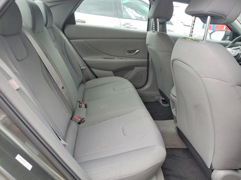 2025 HYUNDAI ELANTRA SE SE 10