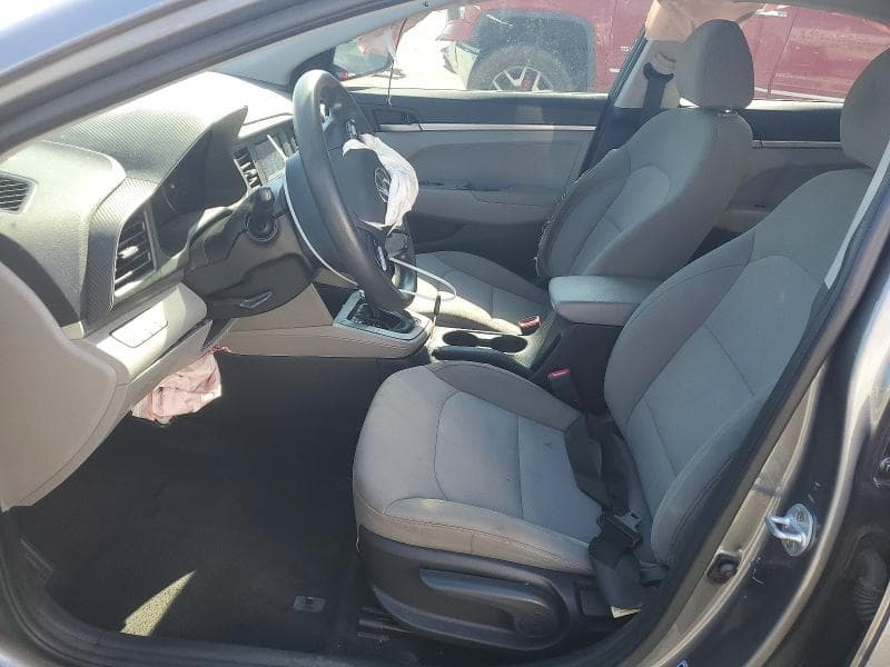 2019 HYUNDAI ELANTRA SE SE 7