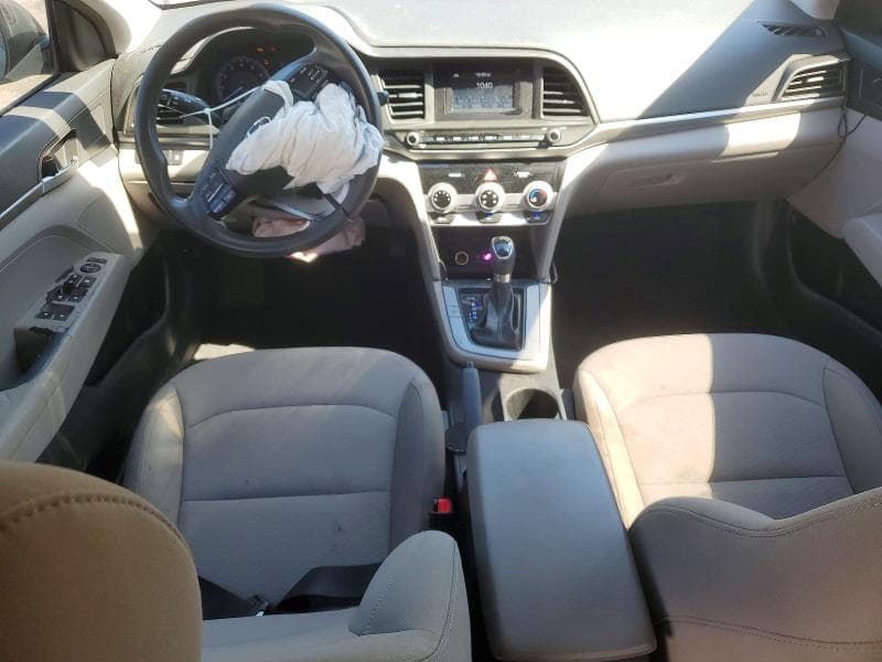 2019 HYUNDAI ELANTRA SE SE 8
