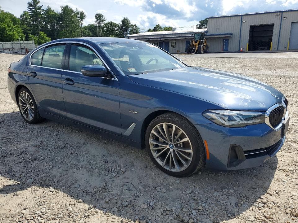 2023 BMW 530XE 4