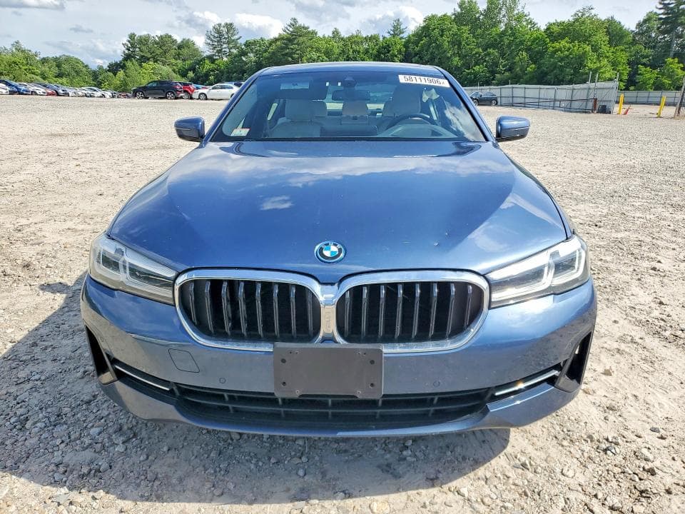 2023 BMW 530XE 5