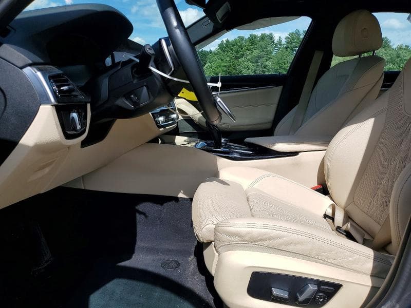2023 BMW 530XE 7