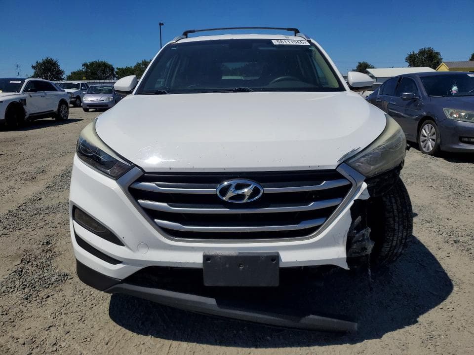 2017 HYUNDAI TUCSON SE 5