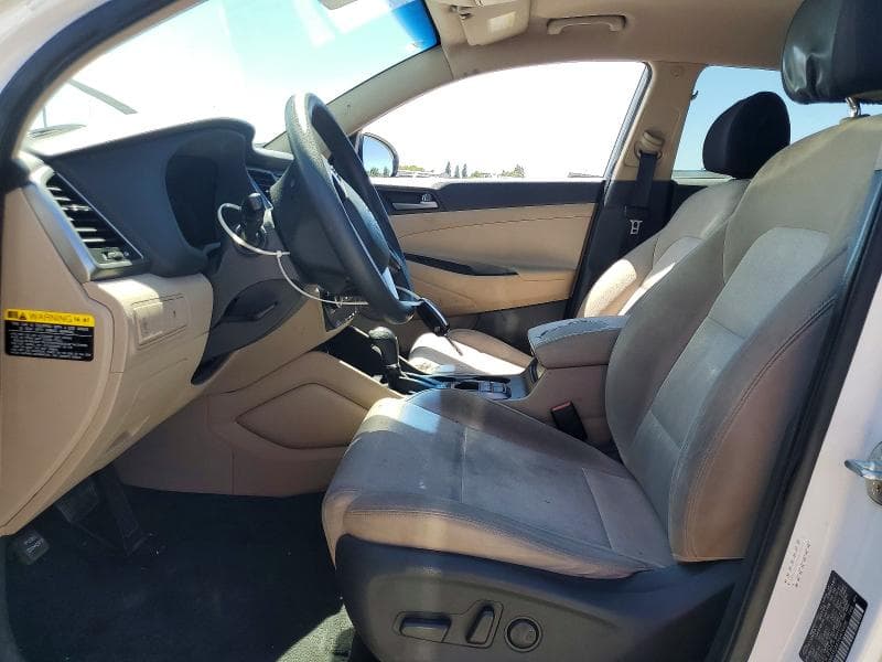 2017 HYUNDAI TUCSON SE 7