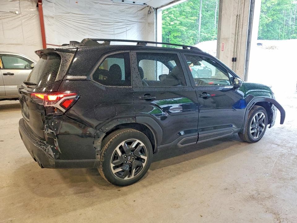 2025 SUBARU FORESTER LIMITED 3
