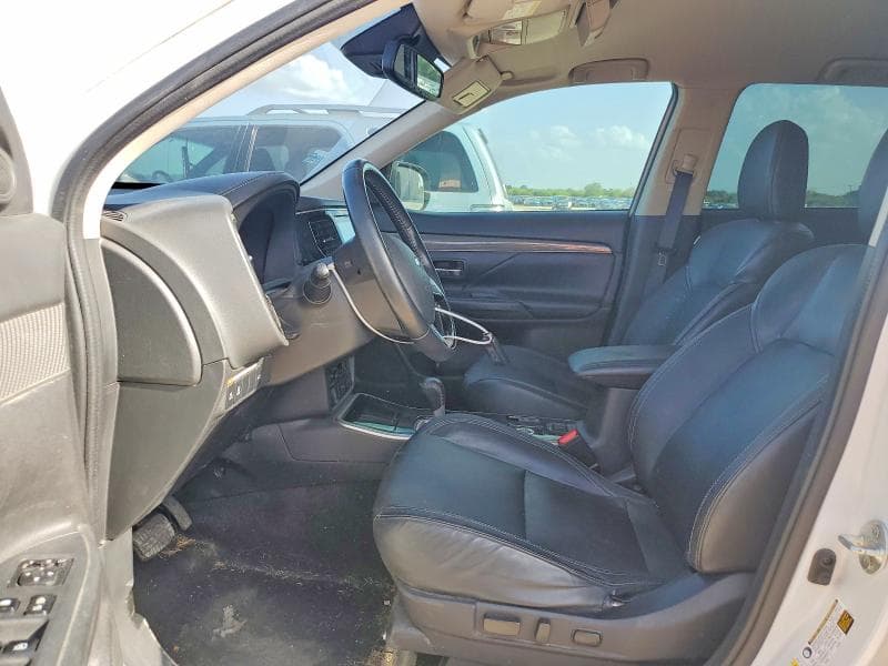 2020 MITSUBISHI OUTLANDER SE 7
