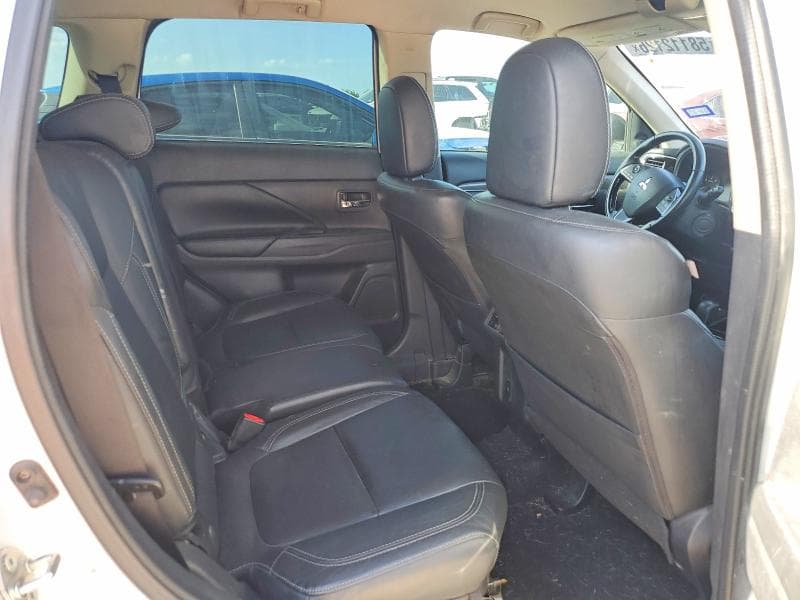 2020 MITSUBISHI OUTLANDER SE 10
