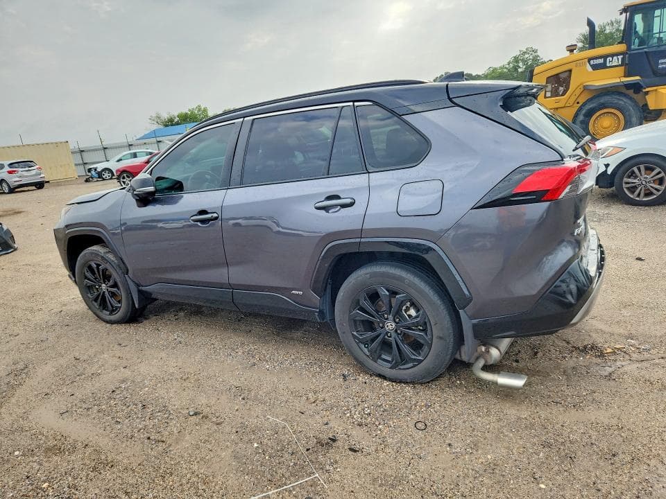2024 TOYOTA RAV4 XSE 2